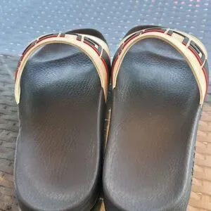 Gucci | Shoes | Gucci Pursuit Stripe Slides White W Blue Red  display picture 3